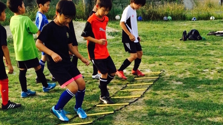 より多くの子ども達がサッカーを習えるように送迎車を購入したい