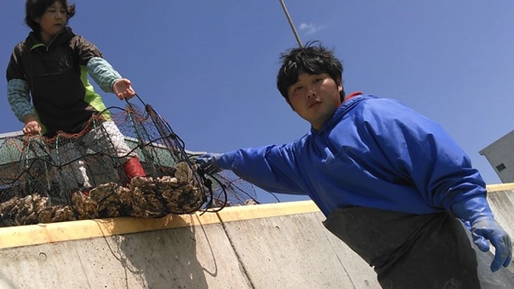 親子3代で守り継ぐ牡蠣養殖業の作業効率化と発展を目指して!