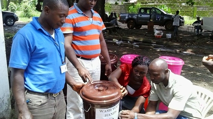エボラ出血熱からシエラレオネを守るために必要な物資を届けたい