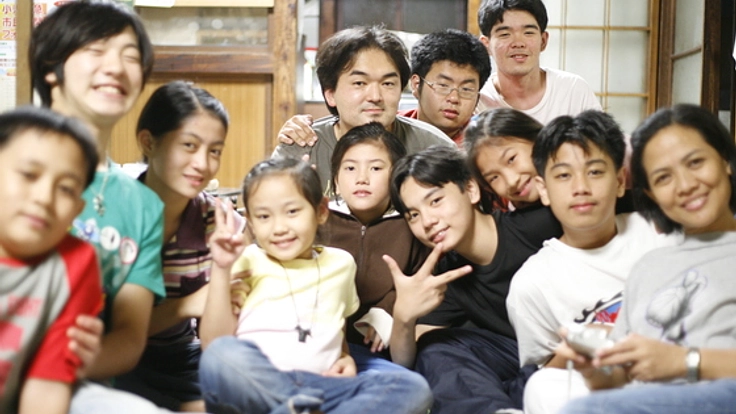 フィリピンの母子家庭の子どもたちを父親に会わせてあげたい！