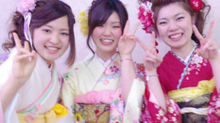 予算22.5万円の成人式で巨大なお菓子の家をプレゼントしたい