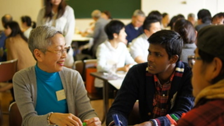 違いを楽しみ受け入れる“聴き合い”の大切さを伝える絵本づくり