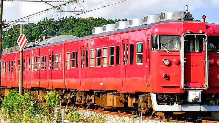 現役で活躍する最後の国鉄急行形電車クハ455ｰ701を延命させよう 3枚目