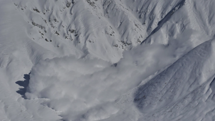 雪崩情報を多地域で展開するための情報システムを構築したい!