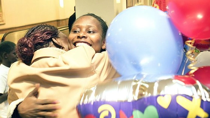 母国での迫害で離ればなれになった難民家族を日本で再会させたい