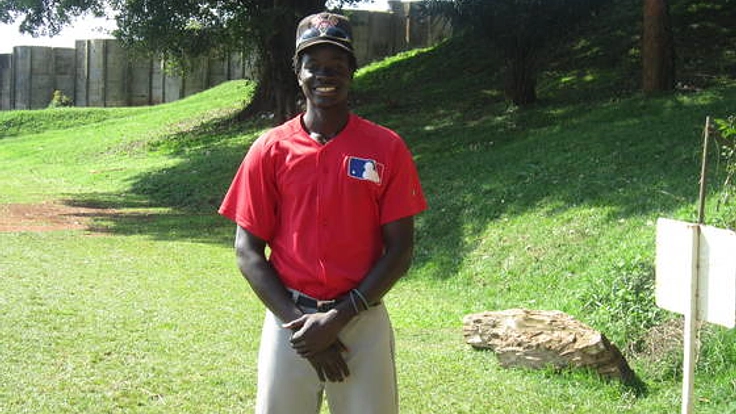 ウガンダ野球少年ワフラ君、プロ野球選手になる夢の実現を！