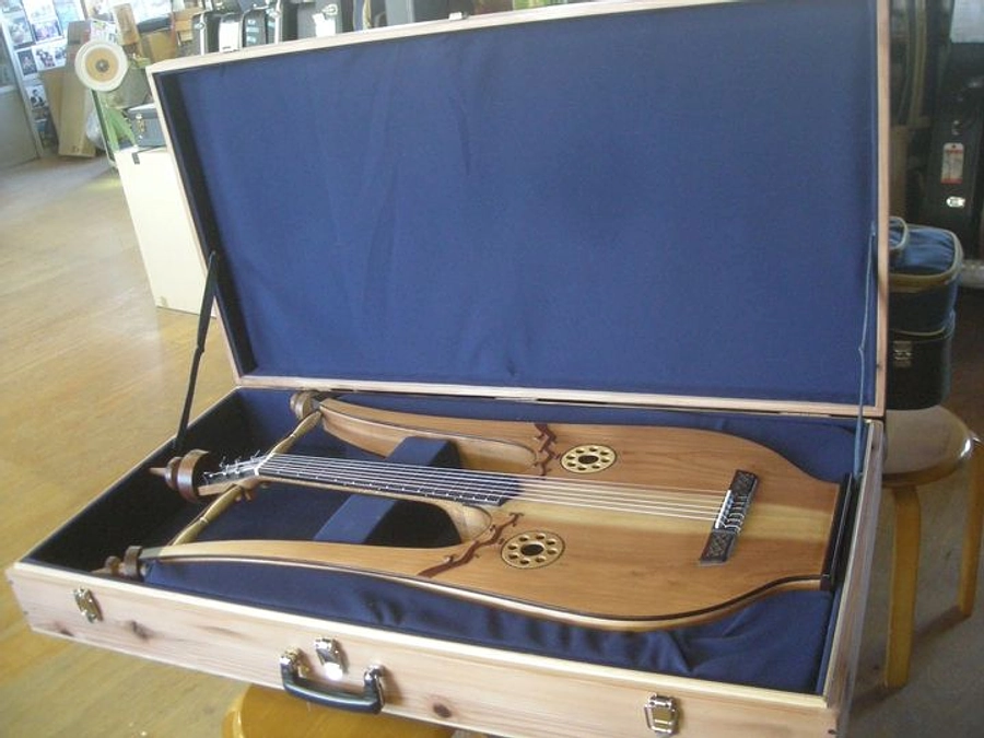 ヤイリギターついに完成！(Backstage Vol.83）