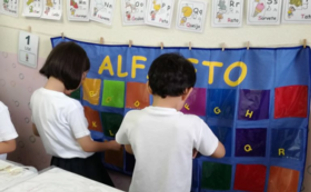 こどもたちのオリジナル絵はがき