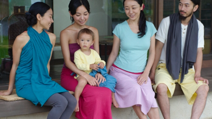 これ一枚で無限のスタイルを。麻生地の巻きスカート"Magic Wrap"