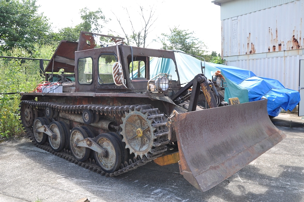 北海道で九五式軽戦車改造ブルドーザーが発見されました！
