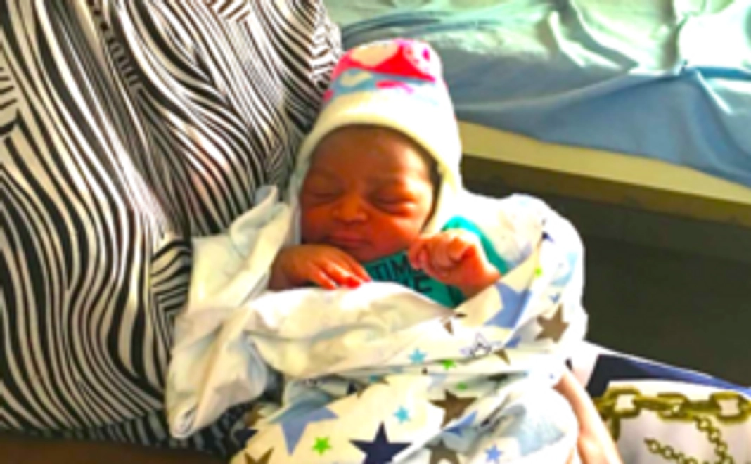 【ナイジェリアの分娩室に太陽の恵みで電気を！】現地からのフォトレポート