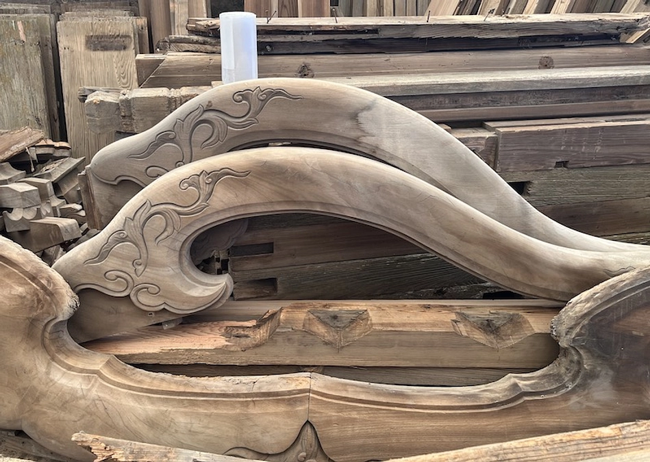 本殿の解体風景と、能登の神社様へのプロジェクトご支援のお願いです。