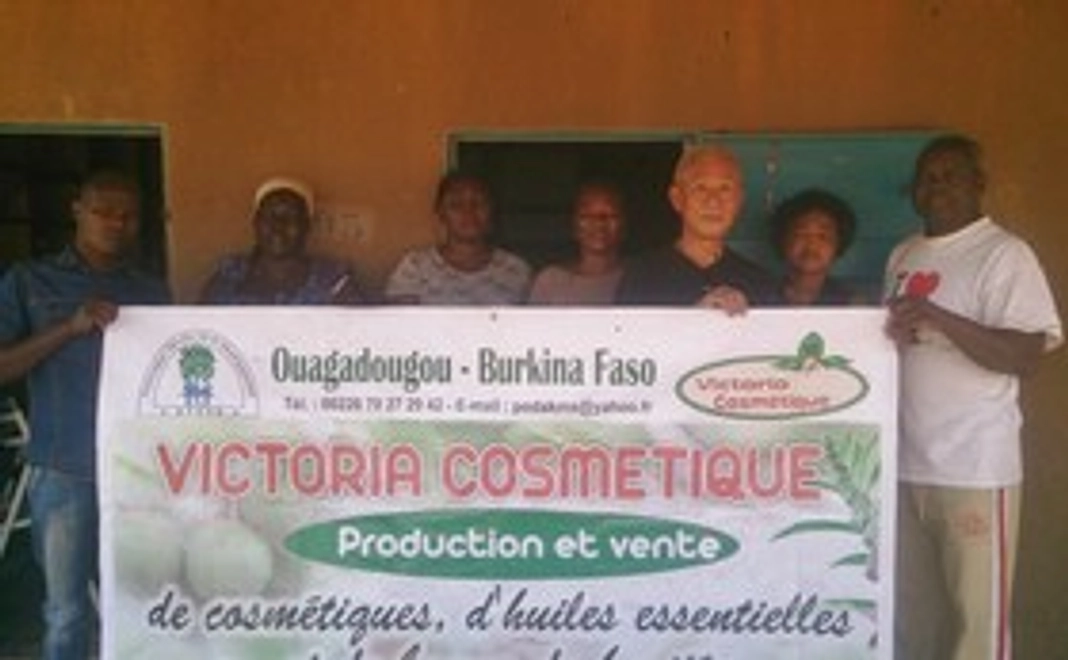 手作りバオバブキーホルダーをプレゼントします！