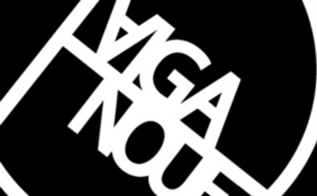 車にメッセージまたはサインを記入する券