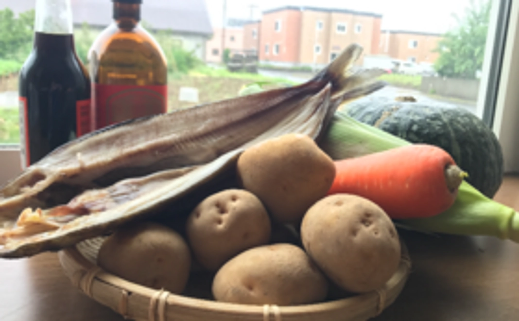 【Readyfor満足セット】お料理をパパッと簡単においしく♪　生焼肉ソース＆万能中華ソース(各2本)＋北海道食材