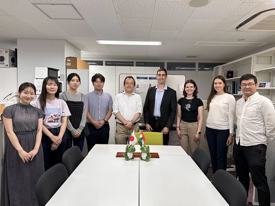 ハンガリーと国際研究交流中です