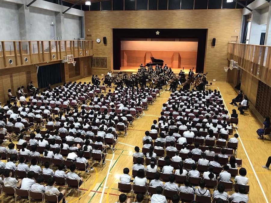 音楽は心を元気付け、また心と心を繋いでいくもの。 -国立学園小学校特別演奏会