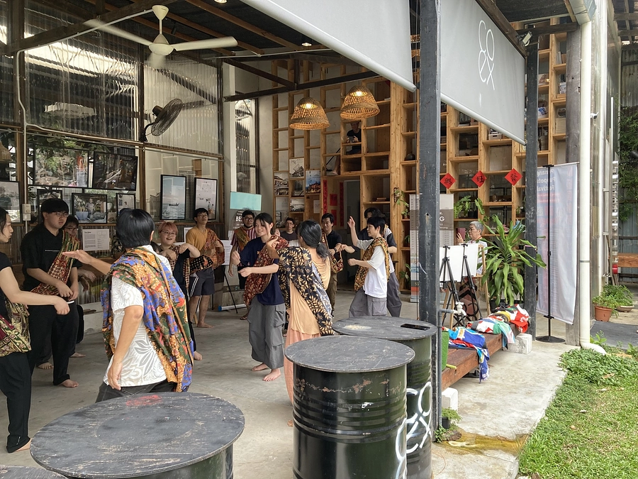 フリースクールボランティア・OB     江川穣くん（成蹊大学法学部２年）