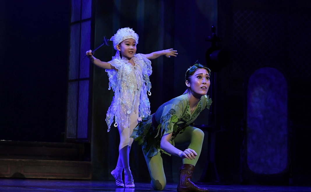 舞台の灯を守るサポーター