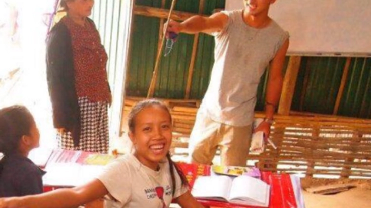 お世話になった恩師の結婚式に参加したい！