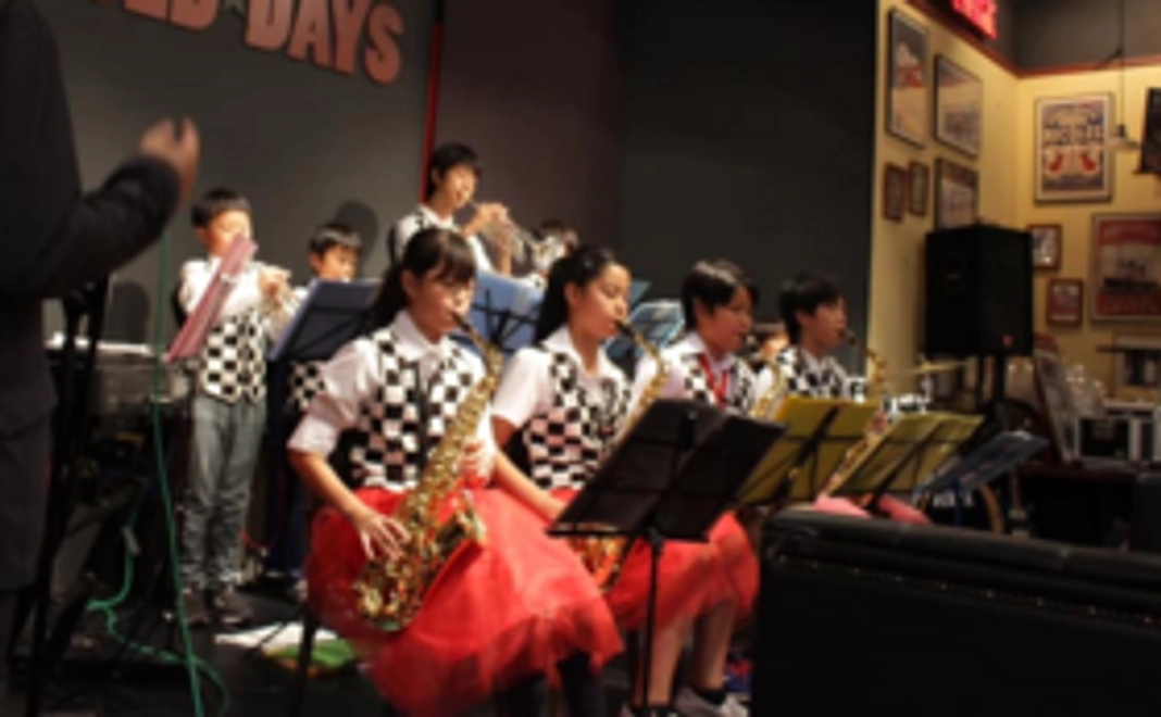 優待席＆限定動画URL