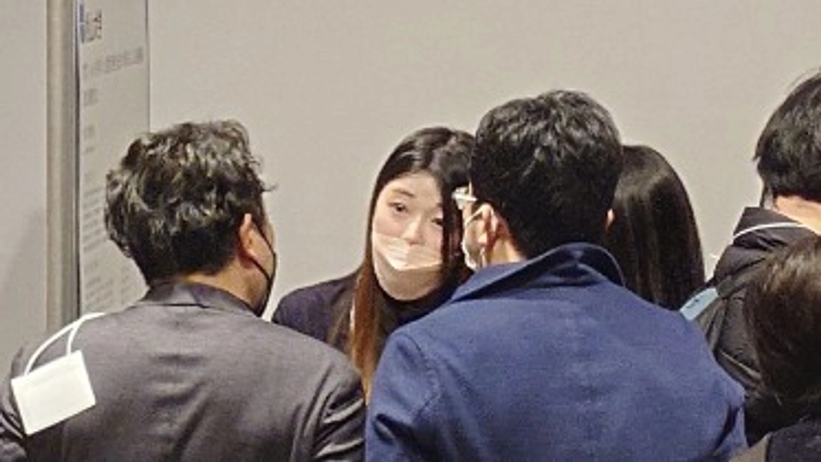 ポスター発表 - 鏡面反射光の除去による画像認識の精度向上