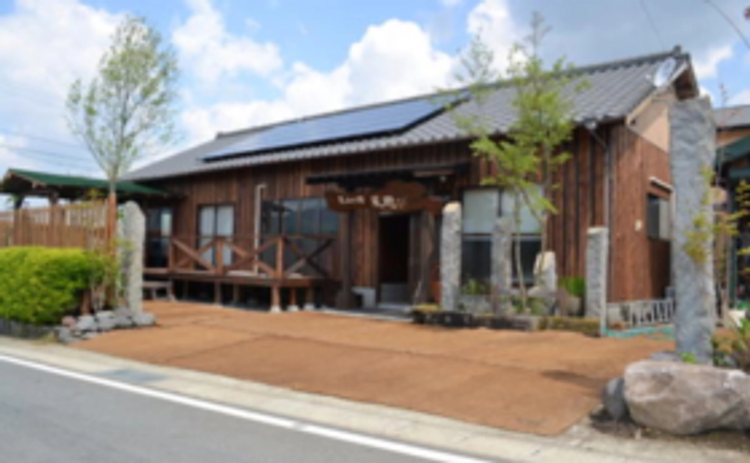 【普段の半額！】熊本県高森町の貸別荘「風遊び」ペア宿泊チケット