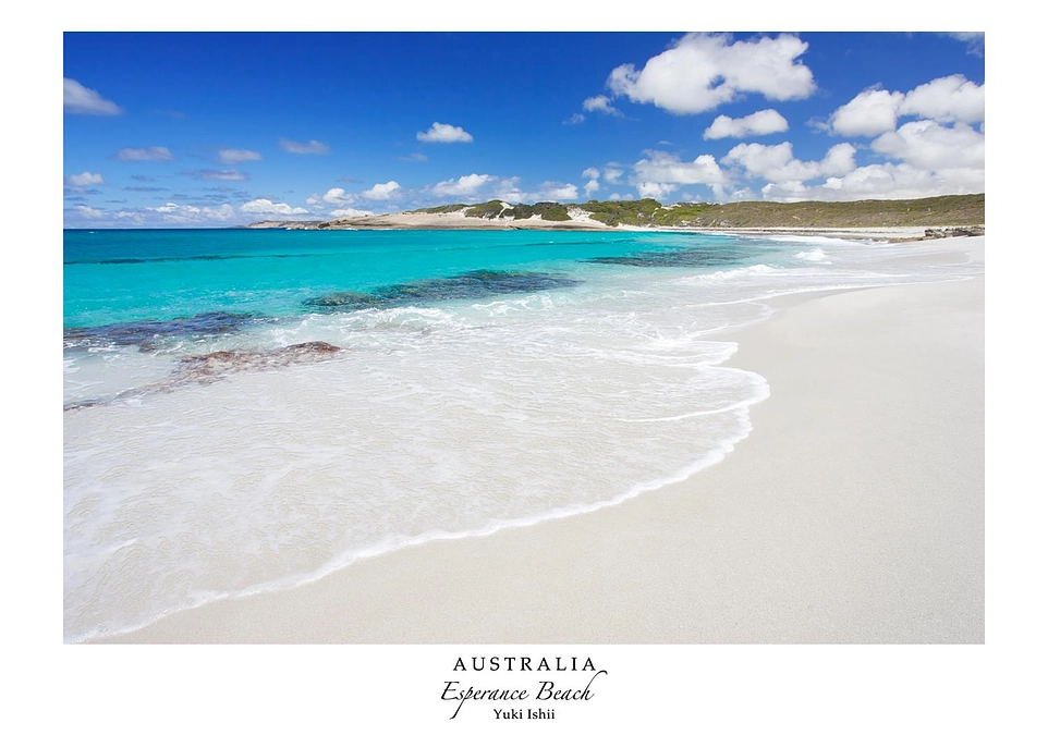 飲んでみたくなるような美しい海
