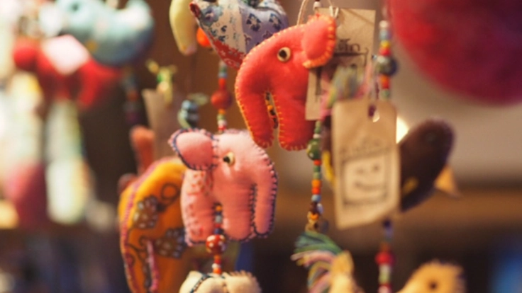 ミシンをプレゼントしタイの元ストリートチルドレンを救いたい！