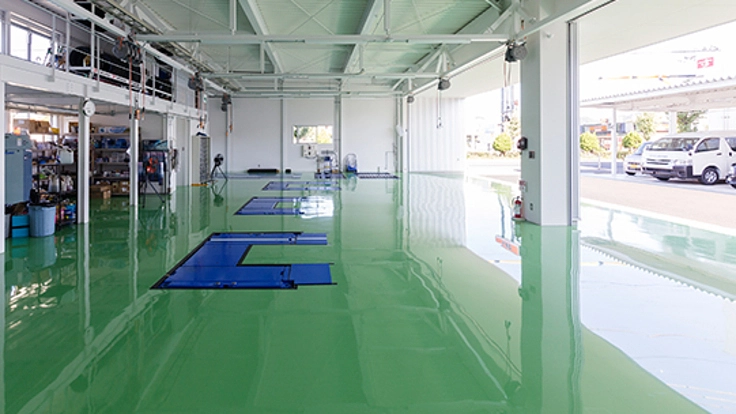 車好きが「安い！簡単！楽しい！」自分で修理出来る場所