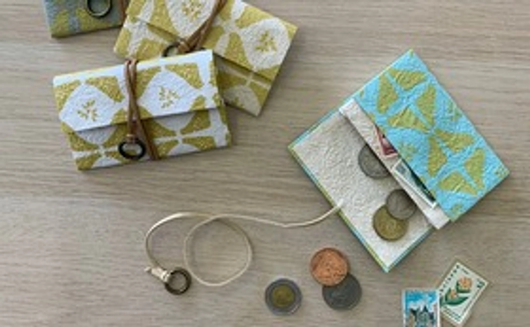 小川千代紙　ミニポーチ（紐綴じ）