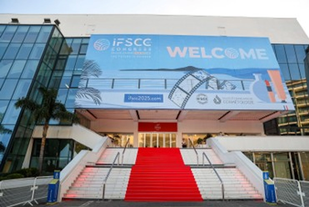 企業様との共同研究成果を国際学会で発表しました。