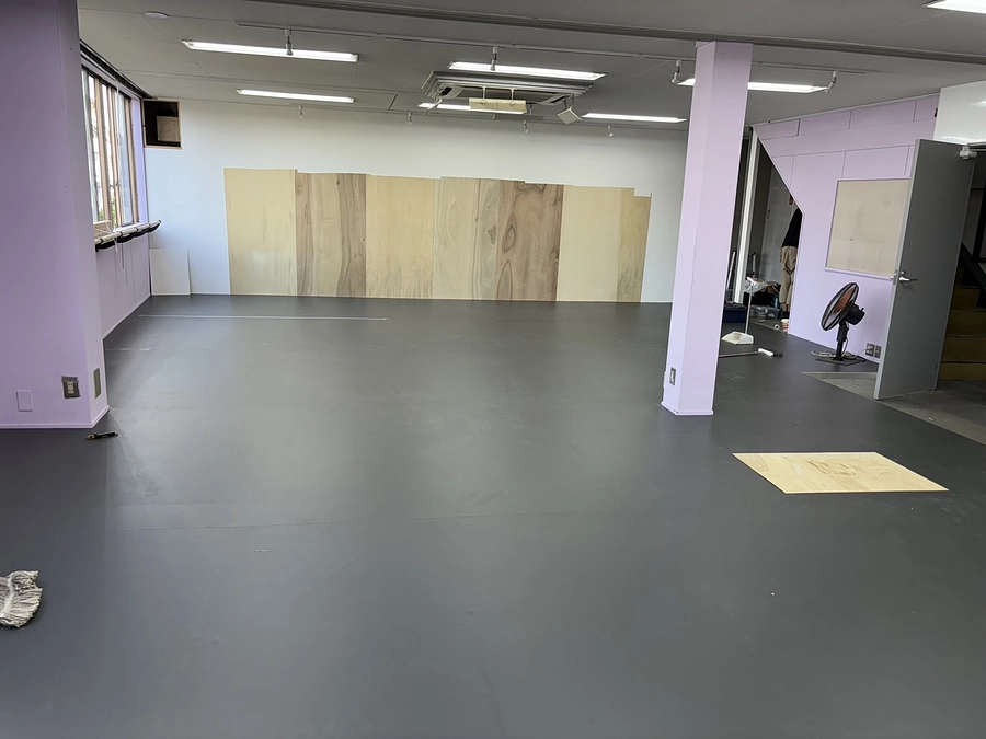 リノリウム＆看板設置いたしました！