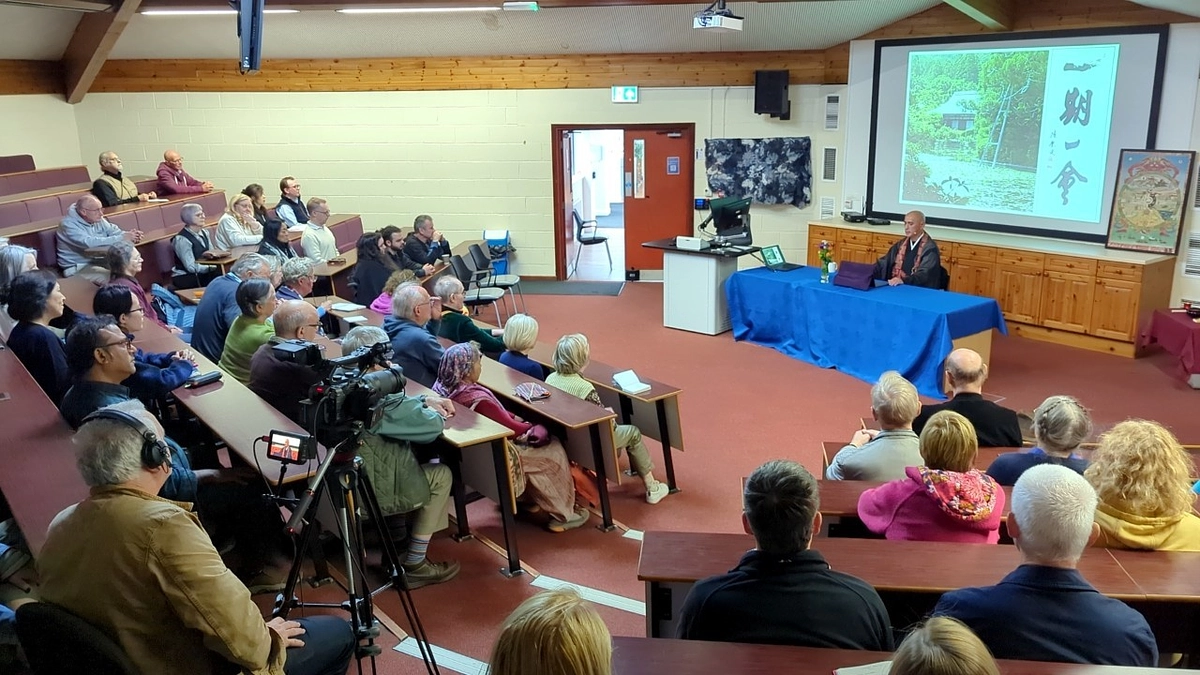 ロンドン仏教協会サマースクール in サイレンセスタ