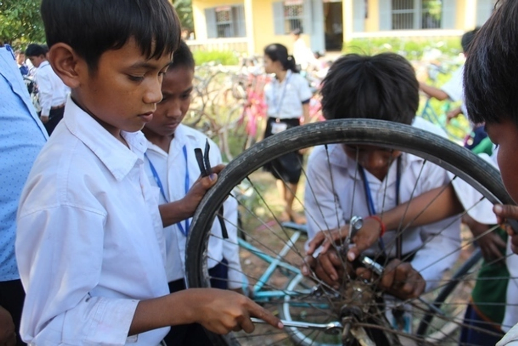 自転車修理クラブの設立や継続支援とは？