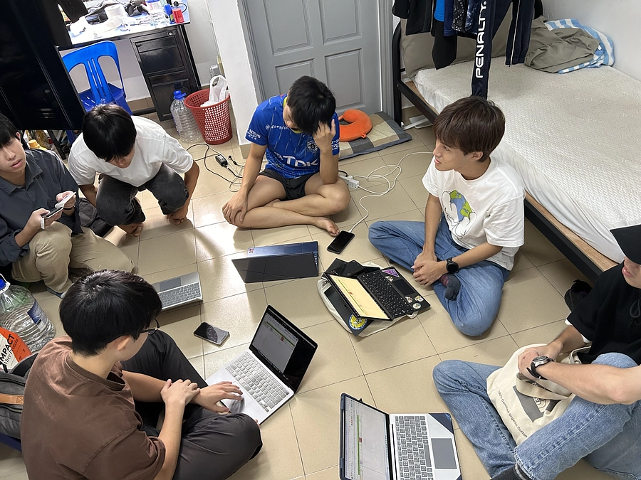 ミーティング・資材買い出し