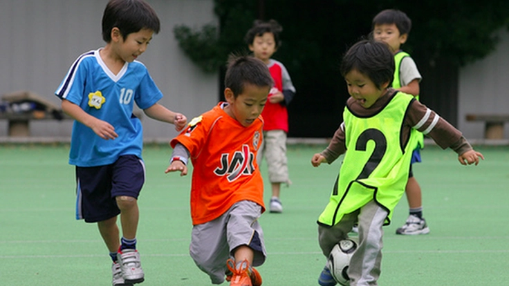親子コンサート「井上あずみとウキウキさんぽ」を開催します！