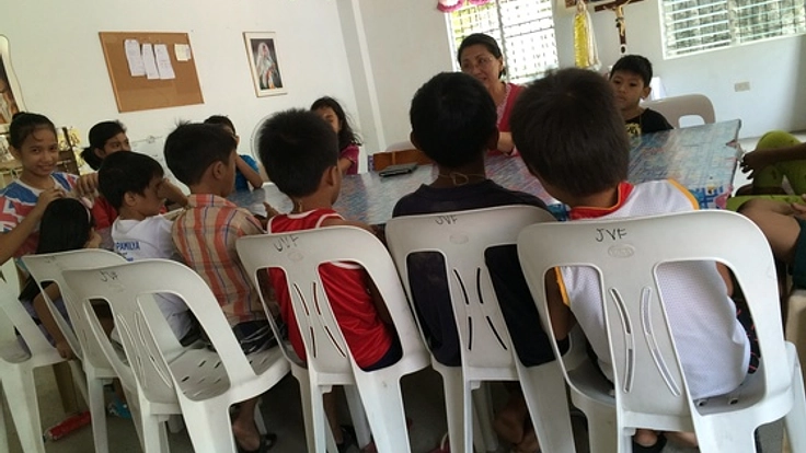 スラム出身の子供達を自立させるための「図書室」を！