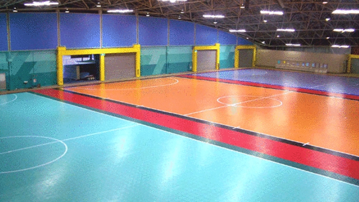 関東圏最大の屋内フットサル場のゴールを新しくしたい！