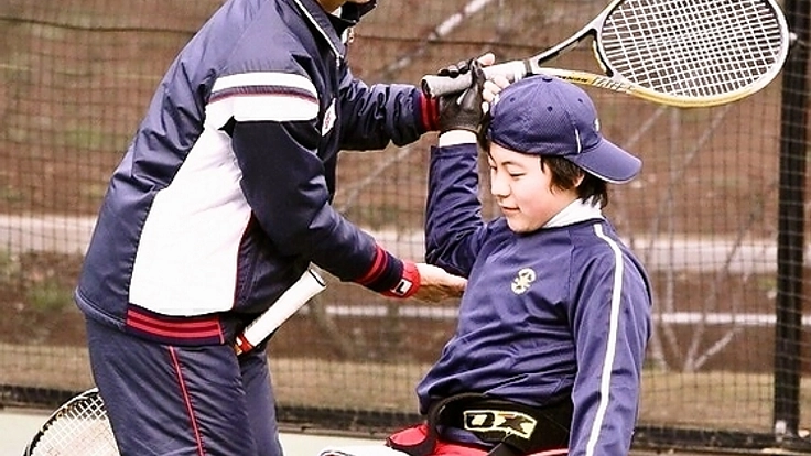 車いすテニスの大会を開催し障がい児の自信を育みたい！