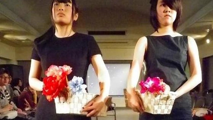 ファッションショーを通して女性に対する暴力の問題を訴えます!