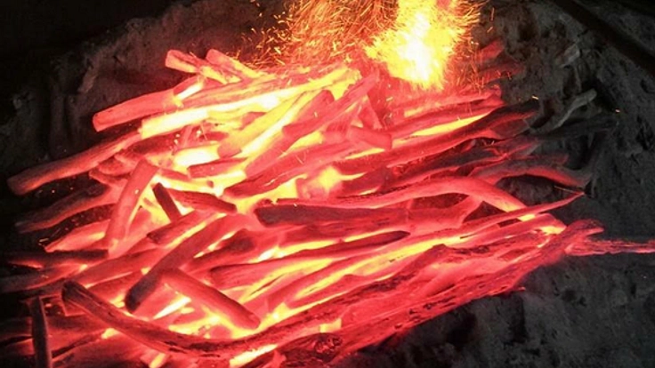 高知県伝統産業、備長炭の職人育成のため生産窯を建設したい！