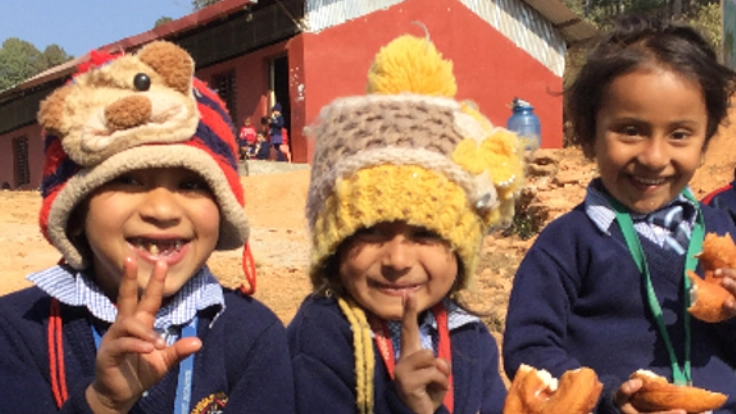 継続することの大切さ　ネパール支援活動で子供たちに笑顔を