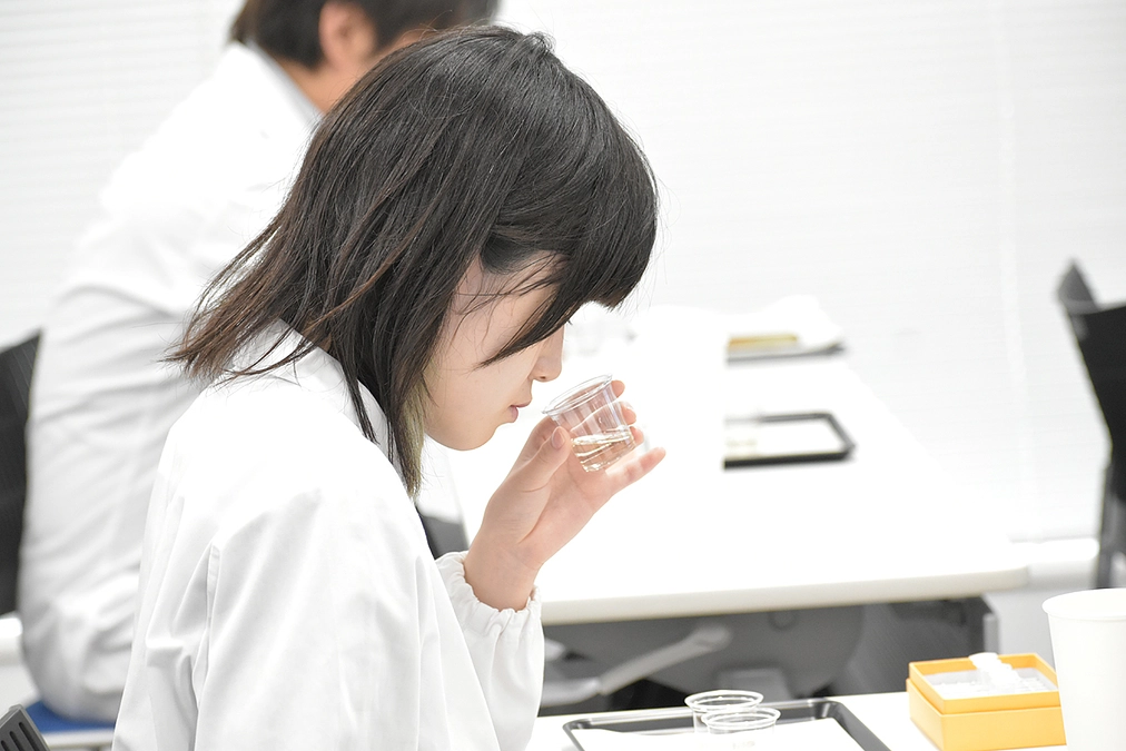 令和6年度大学院日本酒学プログラム（博士前期課程）「基礎日本酒学実習」の官能評価を行いました