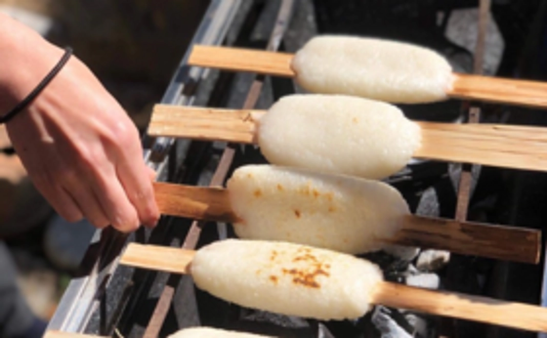 【五平餅パーティー】庭文庫のお庭で五平餅つくろうコース