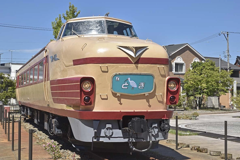 ボンネット型特急が駆けた、全てのゆかりの地を巡る使命を果たしました