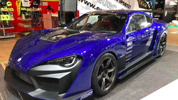 富山発!ドレスアップカーを日本全国に走らせたい!