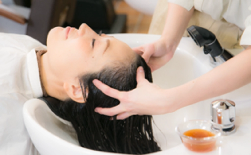 【お店に行って応援！】ヘッドスパorトリートメントのサービス