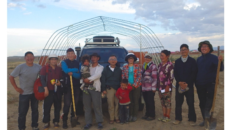 モンゴルで住民と共に取り組む、持続可能な砂漠化防止システム
