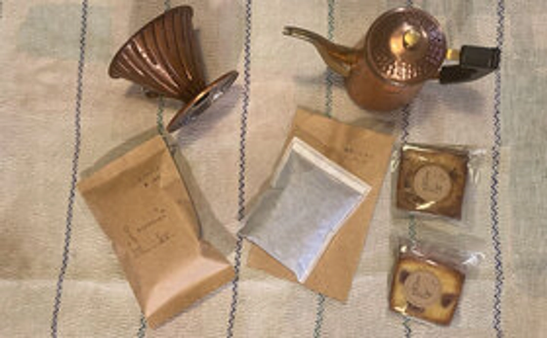 モリトラコーヒーのコーヒー豆（粉）orドリップバック3個 ・水出しパック・パウンドケーキ2種（プレーンとチョコ）のセット